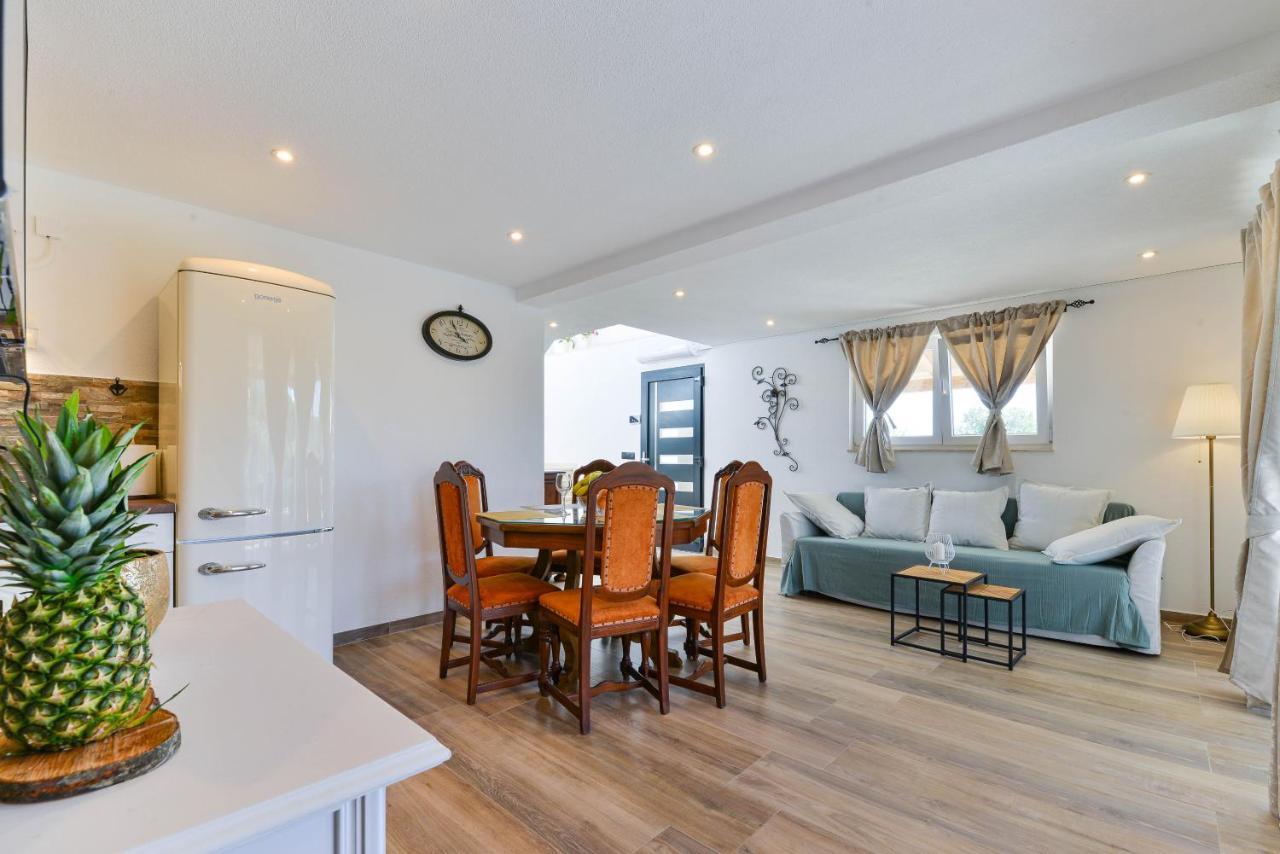 Modern Rustic Villa Kate Benkovac Dış mekan fotoğraf